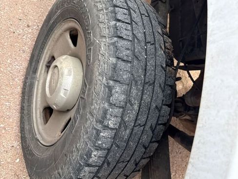 Used 2007 Ford F250 XL image 13