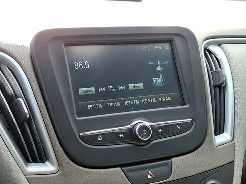 Used 2017 Chevrolet Malibu LS image 18