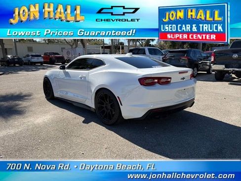 Used 2022 Chevrolet Camaro LT w/ Technology Package image 7