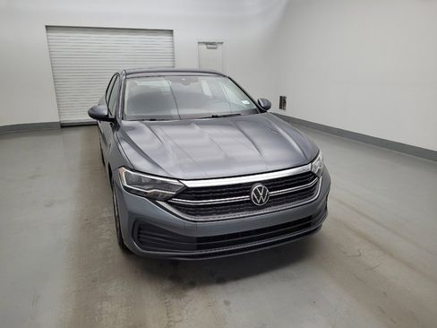 Used 2022 Volkswagen Jetta SE FWD image 14