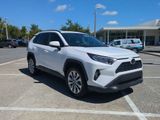 Used 2020 Toyota RAV4 XLE Premium image 3