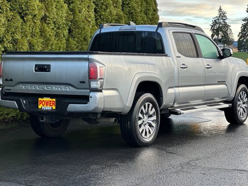 Used 2023 Toyota Tacoma Limited image 4