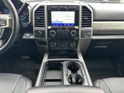 Certified 2020 Ford F250 Lariat w/ Lariat Ultimate Package image 14