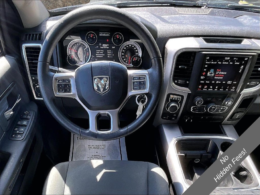 Used 2022 RAM 1500 Classic SLT w/ Electronics Group AWD/4WD image 5