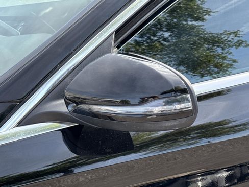 Used 2019 Mercedes-Benz C 300 4MATIC Sedan image 31