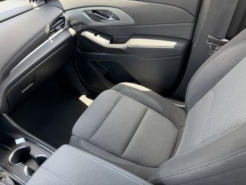 Certified 2023 Chevrolet Traverse LT image 21