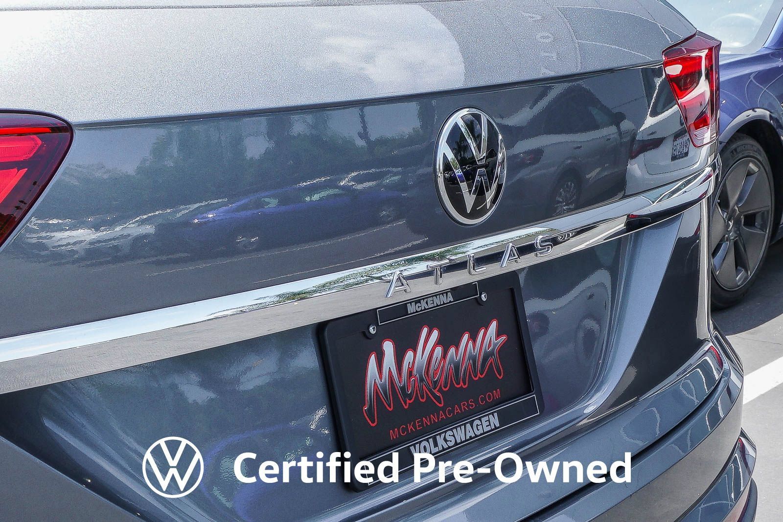 Certified 2023 Volkswagen Atlas Cross Sport SE FWD image 11