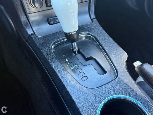 Used 2003 Ford Thunderbird Deluxe image 16