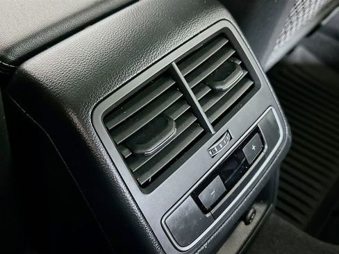 Used 2022 Audi A4 2.0T Premium Plus image 26