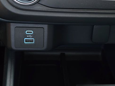 Used 2023 Ford Maverick XL FWD image 21