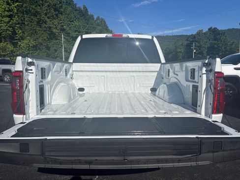 New 2026 Ford F150 XLT w/ Equipment Group 302A MID AWD/4WD image 19