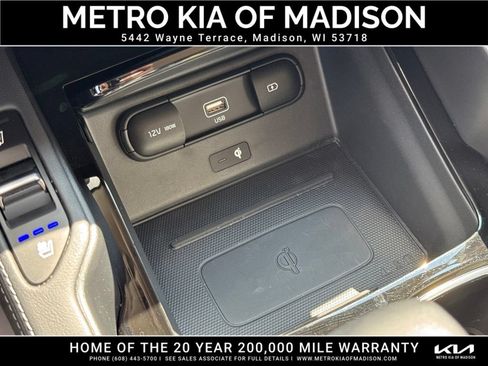 Used 2022 Kia Telluride EX w/ EX Premium Package AWD/4WD image 27