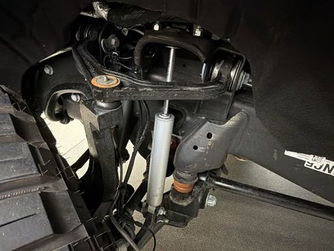 Used 2025 GMC Sierra 3500 Denali w/ Denali Reserve Package image 14