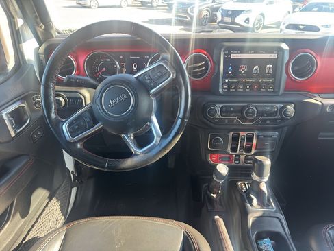 Used 2021 Jeep Gladiator Rubicon image 12
