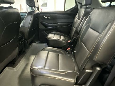 Used 2019 Chevrolet Traverse Premier image 34