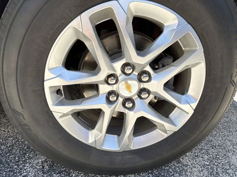 Certified 2021 Chevrolet Traverse LT w/ LPO, Floor Liner Package image 5