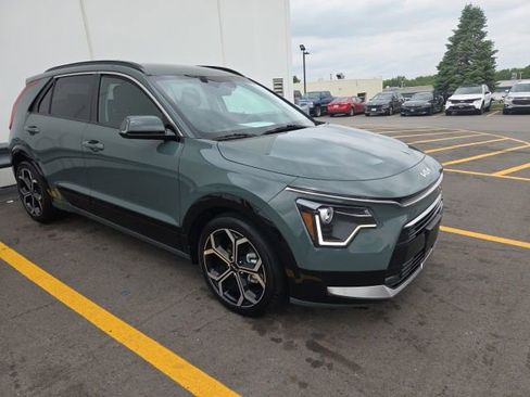 Certified 2023 Kia Niro EX Touring FWD image 1