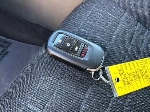 Used 2023 Honda HR-V LX image 14