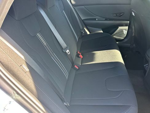 Certified 2025 Hyundai Elantra Sport FWD image 15