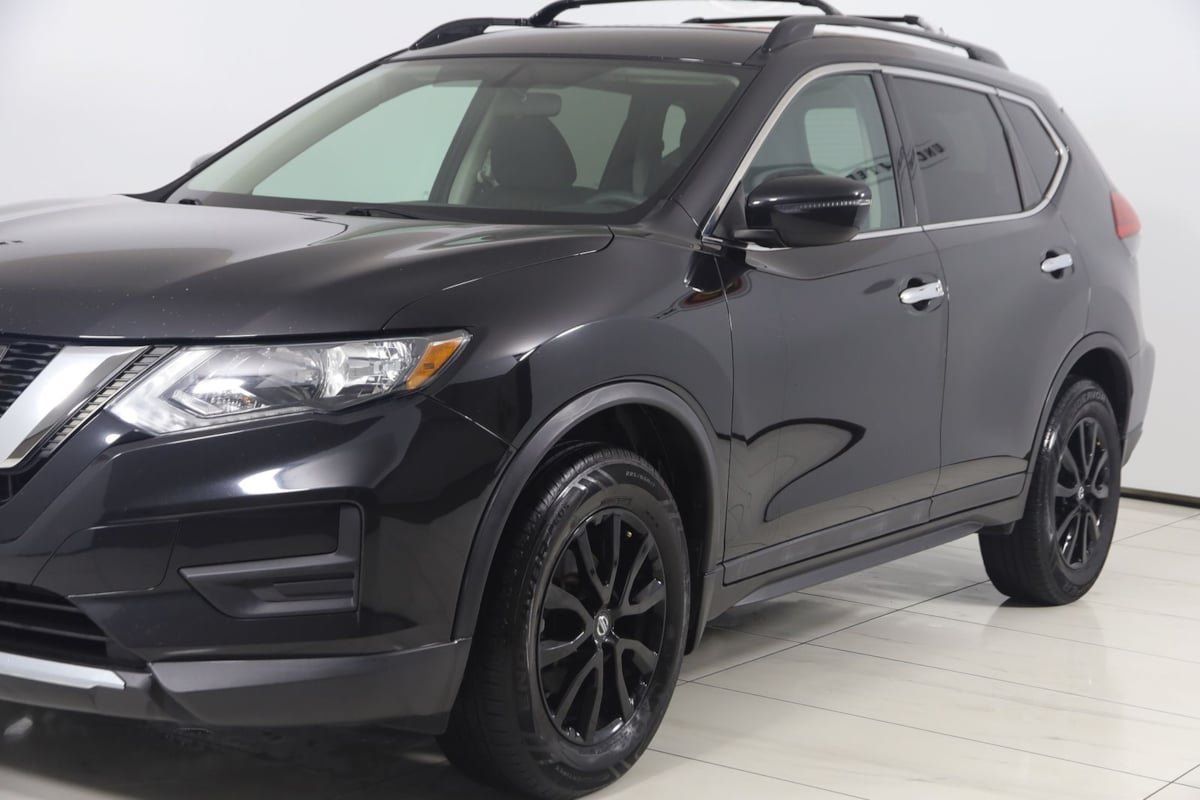Used 2017 Nissan Rogue SV w/ Midnight Edition AWD/4WD image 45