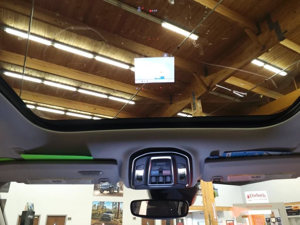 New 2024 Jeep Grand Cherokee Limited 4xe w/ Trailer Tow Package AWD/4WD image 32