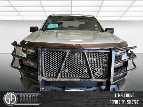 Used 2020 Chevrolet Silverado 1500 Custom Trail Boss w/ Custom Convenience Package AWD/4WD image 9