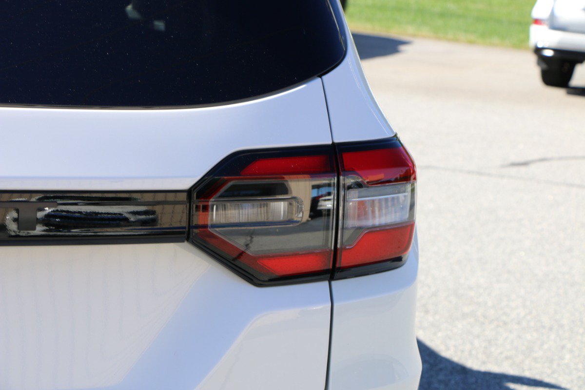 Used 2025 Honda Pilot EX-L image 7