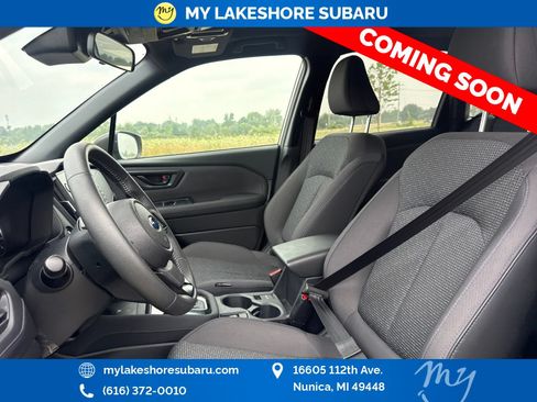 Used 2025 Subaru Forester Premium AWD/4WD image 12