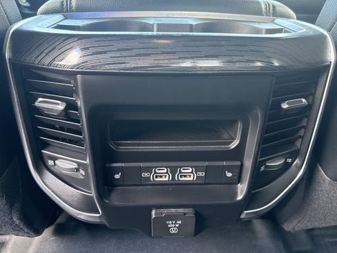 Used 2023 RAM 2500 Laramie AWD/4WD image 12
