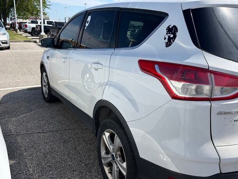 Used 2014 Ford Escape SE FWD image 2