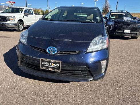 Used 2014 Toyota Prius Four image 4