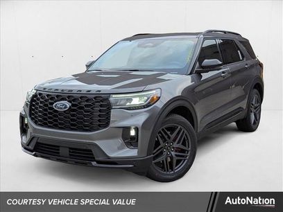 New 2025 Ford Explorer ST-Line w/ Premium Package