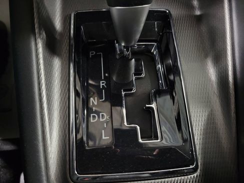 Used 2025 Mitsubishi Outlander Sport LE image 15