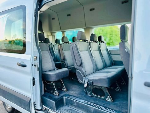 Used 2021 Ford Transit 350 XLT RWD image 9