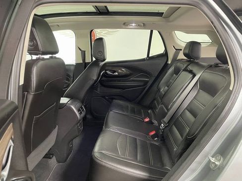 Used 2023 GMC Terrain Denali w/ Denali Premium Package AWD/4WD image 24