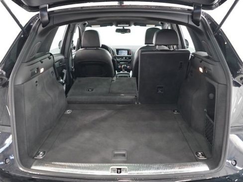 Used 2017 Audi Q5 2.0T Premium Plus w/ Technology Package image 33