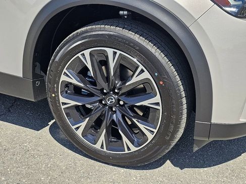 New 2026 MAZDA CX-90 Plug-In Hybrid w/ Premium Plus image 8
