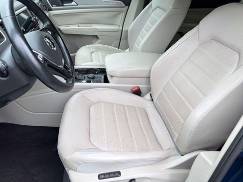 Used 2018 Volkswagen Atlas SEL Premium AWD/4WD image 5