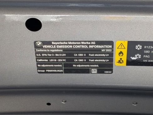 Certified 2023 BMW i4 eDrive40 w/ Premium Package RWD image 27