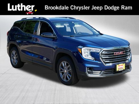 Used 2023 GMC Terrain SLT AWD/4WD image 1