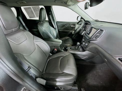 Certified 2021 Jeep Cherokee Latitude Lux w/ Comfort/Convenience Group image 39