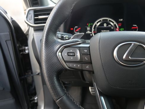 Used 2023 Lexus LX 600 F Sport image 25