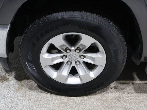 Used 2020 RAM 1500 Laramie image 10