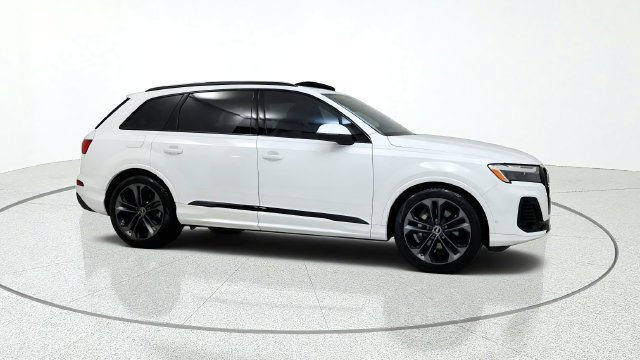 Used 2026 Audi Q7 3.0T Premium Plus w/ Premium Plus Package AWD/4WD image 10