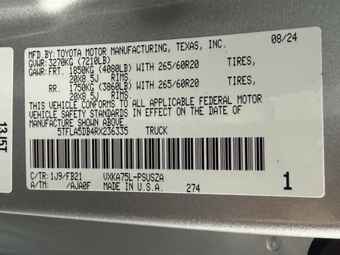 Used 2024 Toyota Tundra SR5 w/ SR5 Convenience Package AWD/4WD image 32
