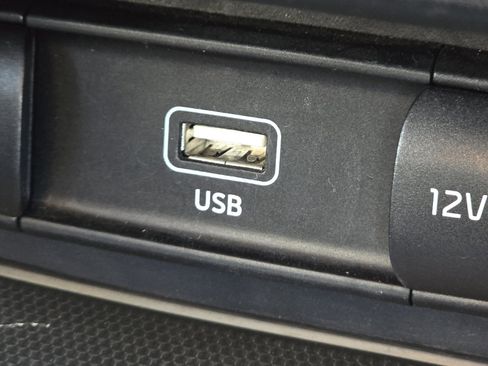 Used 2023 Kia Forte LXS image 6