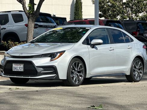 Used 2021 Toyota Corolla SE FWD image 8