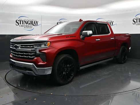 Used 2023 Chevrolet Silverado 1500 LTZ w/ LTZ Convenience Package II AWD/4WD image 3