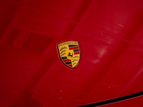 Used 2022 Porsche Taycan 4S image 16