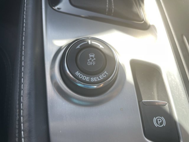 Used 2016 Chevrolet Corvette Stingray Coupe w/ 3LT Preferred Equipment Group RWD image 18